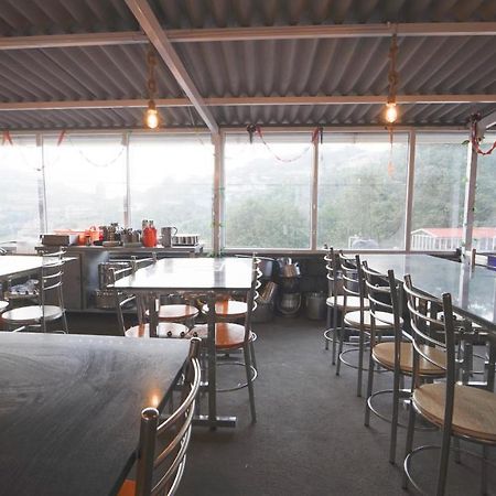Amuthu Residency Hotel Ooty Exterior photo